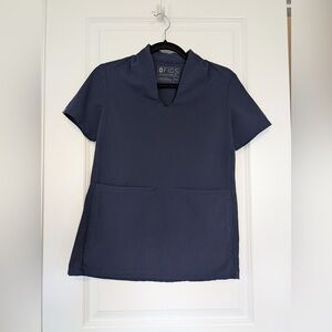 Figs Women’s Banepa Scrub Top Navy Blue Size XXS